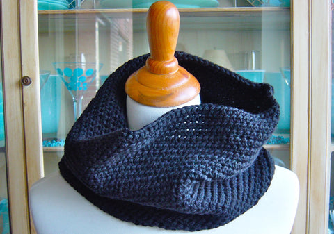 The Cary Cowl — Black